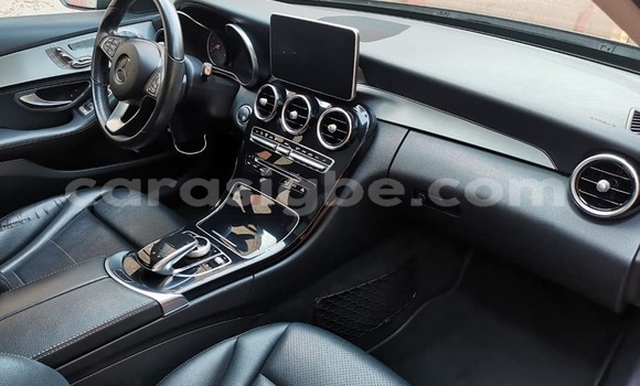 Buy Used Mercedes-Benz C-Classe Black Car in Lome in Togo Buy Used Mercedes-Benz C-Classe Black Car in Lome in Togo
