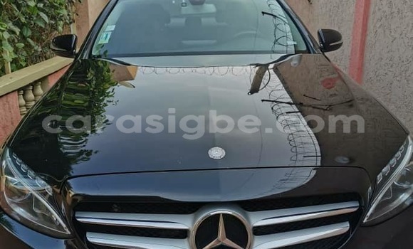 Buy Used Mercedes-Benz C-Classe Black Car in Lome in Togo Buy Used Mercedes-Benz C-Classe Black Car in Lome in Togo