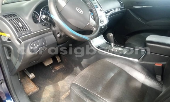 Buy Used Hyundai Veracruz Blue Car in Lome in Togo Buy Used Hyundai Veracruz Blue Car in Lome in Togo