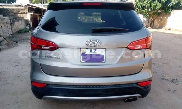 Buy Used Hyundai Santa Fe Silver Car in Lome in Togo Buy Used Hyundai Santa Fe Silver Car in Lome in Togo