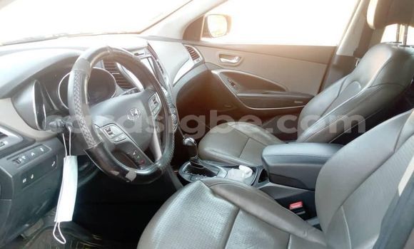 Buy Used Hyundai Santa Fe Silver Car in Lome in Togo Buy Used Hyundai Santa Fe Silver Car in Lome in Togo