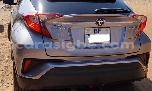 Buy Used Toyota C-HR Silver Car in Lome in Togo Buy Used Toyota C-HR Silver Car in Lome in Togo