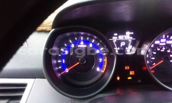 Buy Used Hyundai Elantra White Car in Lome in Togo Buy Used Hyundai Elantra White Car in Lome in Togo