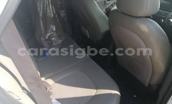 Buy Used Hyundai Tucson White Car in Lome in Togo Buy Used Hyundai Tucson White Car in Lome in Togo