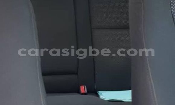 Buy Used Toyota Avensis Blue Car in Lome in Togo Buy Used Toyota Avensis Blue Car in Lome in Togo