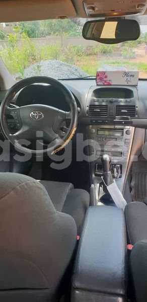 Big with watermark toyota avensis togo lome 6110