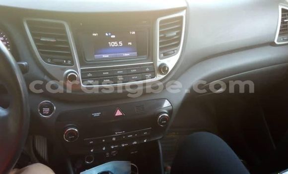 Buy Used Kia Sportage Silver Car in Lome in Togo Buy Used Kia Sportage Silver Car in Lome in Togo