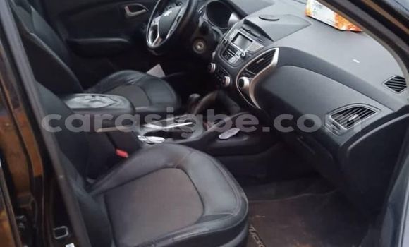 Buy Used Hyundai Tucson Black Car in Lome in Togo Buy Used Hyundai Tucson Black Car in Lome in Togo