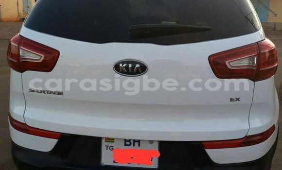 Buy Used Kia Sportage White Car in Lome in Togo Buy Used Kia Sportage White Car in Lome in Togo