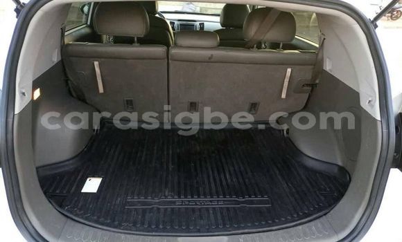 Buy Used Kia Sportage White Car in Lome in Togo Buy Used Kia Sportage White Car in Lome in Togo