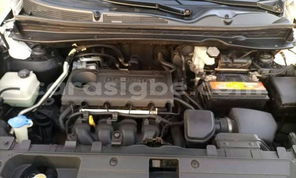 Buy Used Kia Sportage White Car in Lome in Togo Buy Used Kia Sportage White Car in Lome in Togo