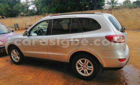 Buy Used Hyundai Santa Fe Silver Car in Lome in Togo Buy Used Hyundai Santa Fe Silver Car in Lome in Togo