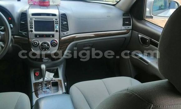 Buy Used Hyundai Santa Fe Silver Car in Lome in Togo Buy Used Hyundai Santa Fe Silver Car in Lome in Togo