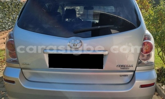 Acheter Import Voiture Toyota Corolla Gris à Bé, Togo Acheter Import Voiture Toyota Corolla Gris à Bé, Togo