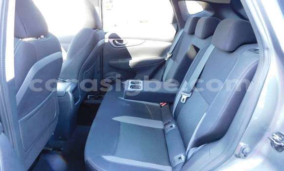Acheter Import Voiture Nissan Qashqai Gris à Lomé, Togo Acheter Import Voiture Nissan Qashqai Gris à Lomé, Togo