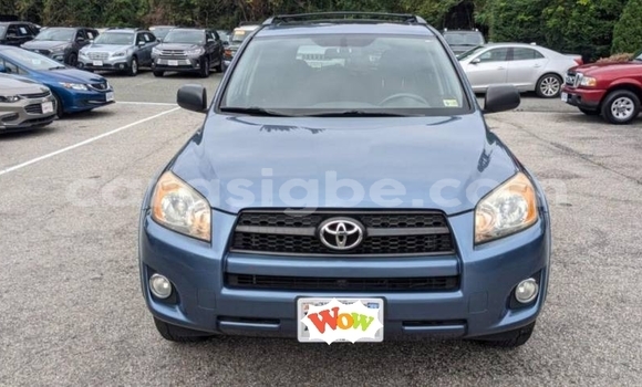 Acheter Import Voiture Toyota RAV4 Bleu à Bé, Togo Acheter Import Voiture Toyota RAV4 Bleu à Bé, Togo