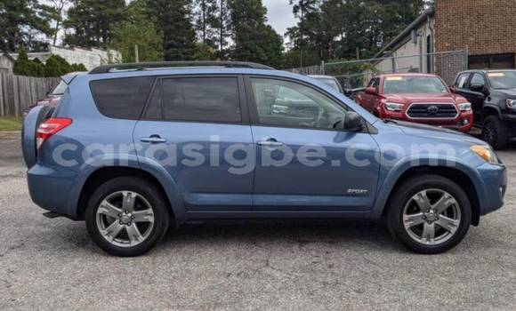 Acheter Import Voiture Toyota RAV4 Bleu à Bé, Togo Acheter Import Voiture Toyota RAV4 Bleu à Bé, Togo
