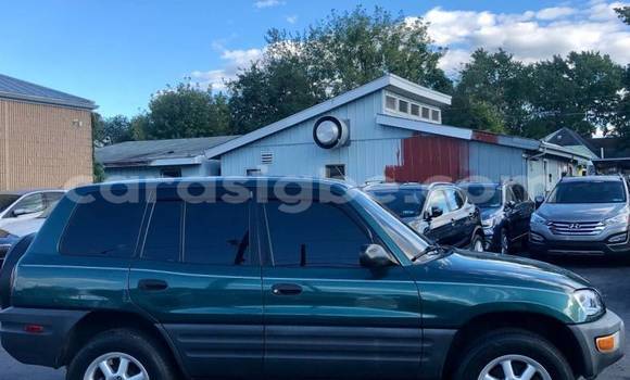 Acheter Import Voiture Toyota RAV4 Vert à Lomé, Togo Acheter Import Voiture Toyota RAV4 Vert à Lomé, Togo