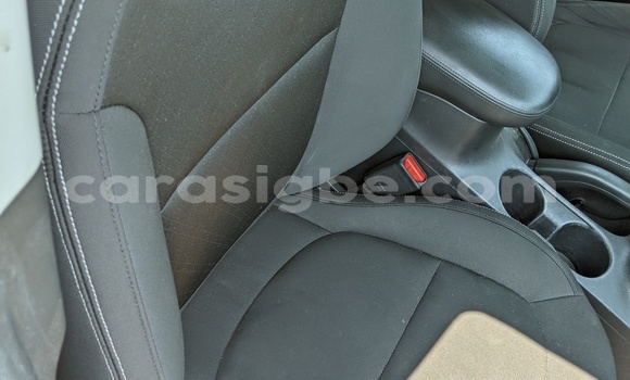 Acheter Occasion Voiture Kia Soul Blanc à Lomé, Togo Acheter Occasion Voiture Kia Soul Blanc à Lomé, Togo