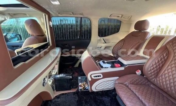 Buy New Toyota Land Cruiser Black Car in Lome in Togo Buy New Toyota Land Cruiser Black Car in Lome in Togo