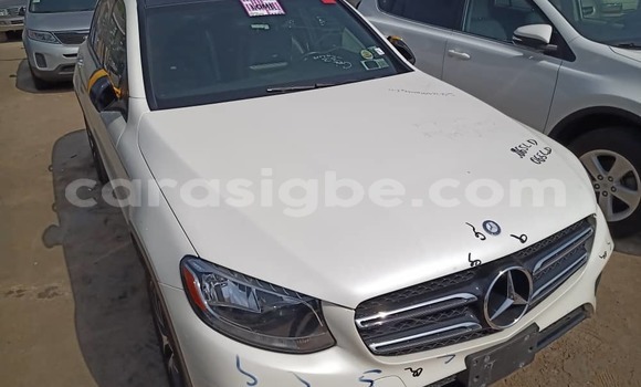 Buy Used Mercedes‒Benz GLC White Car in Lome in Maritime Buy Used Mercedes‒Benz GLC White Car in Lome in Maritime