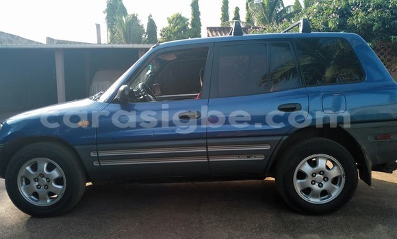 Buy Used Toyota RAV4 Blue Car in Lome in Togo Buy Used Toyota RAV4 Blue Car in Lome in Togo