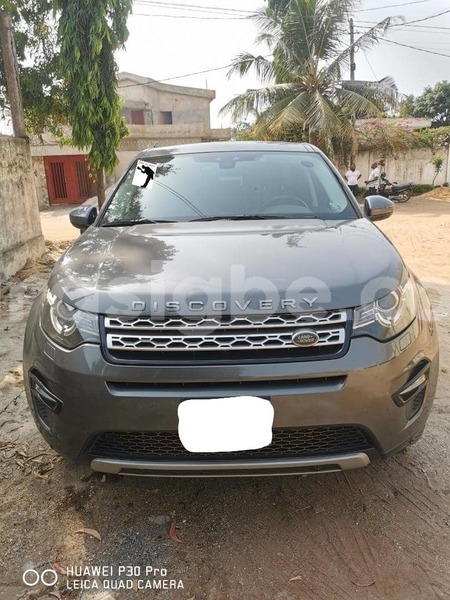Big with watermark land rover discovery maritime lome 6164