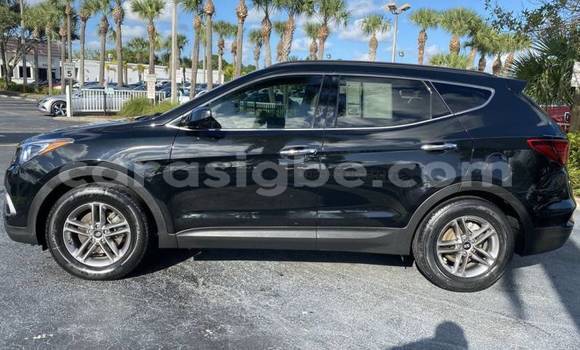 Acheter Import Voiture Hyundai Santa Fe Noir à Bé, Togo Acheter Import Voiture Hyundai Santa Fe Noir à Bé, Togo
