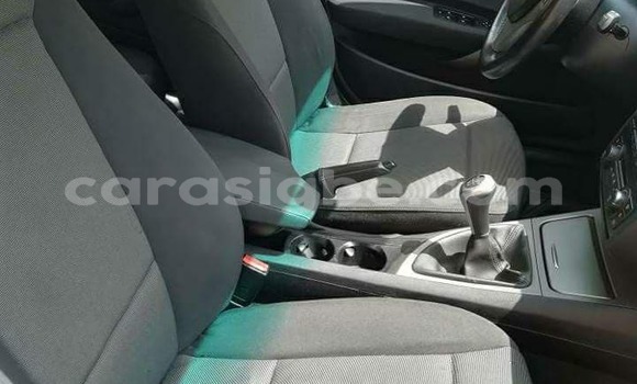 Buy Used BMW 1–Serie Blue Car in Lome in Togo Buy Used BMW 1–Serie Blue Car in Lome in Togo