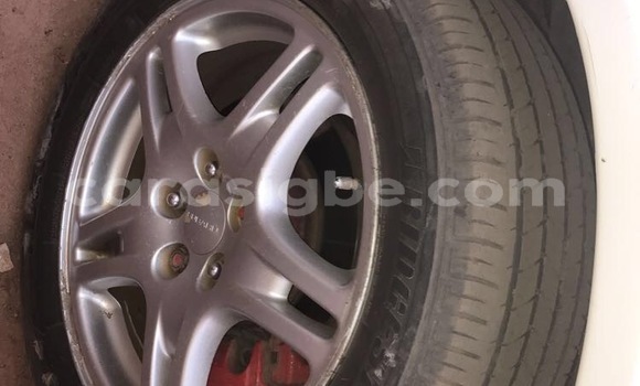 Buy Used Subaru Legacy White Car in Lome in Togo Buy Used Subaru Legacy White Car in Lome in Togo