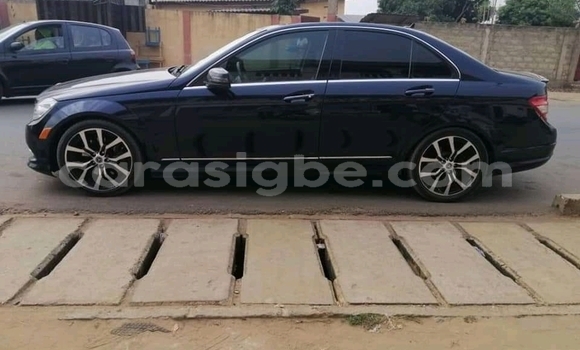 Acheter Occasion Voiture Mercedes‒Benz 300–Series Bleu à Lomé, Maritime Acheter Occasion Voiture Mercedes‒Benz 300–Series Bleu à Lomé, Maritime