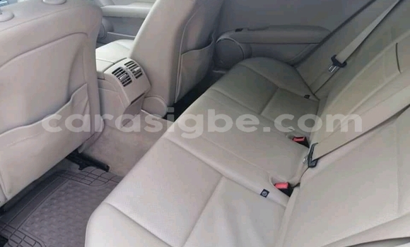 Buy Used Mercedes‒Benz 300–Series Blue Car in Lome in Maritime Buy Used Mercedes‒Benz 300–Series Blue Car in Lome in Maritime