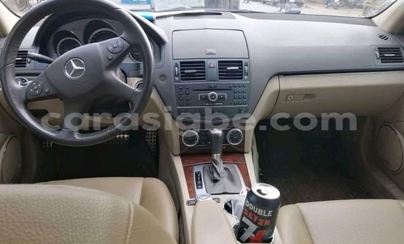 Buy Used Mercedes‒Benz 300–Series Blue Car in Lome in Maritime Buy Used Mercedes‒Benz 300–Series Blue Car in Lome in Maritime