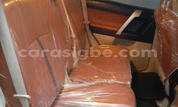 Buy New Toyota Land Cruiser Black Car in Lome in Maritime Buy New Toyota Land Cruiser Black Car in Lome in Maritime