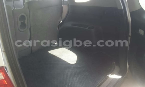 Buy Used Toyota RAV4 Silver Car in Lome in Togo Buy Used Toyota RAV4 Silver Car in Lome in Togo