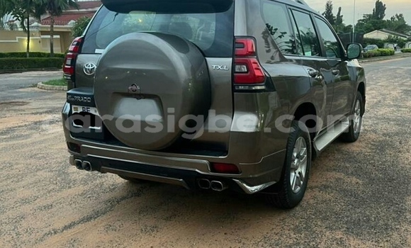 Acheter Import Voiture Toyota Land Cruiser Prado Marron à Lomé, Togo Acheter Import Voiture Toyota Land Cruiser Prado Marron à Lomé, Togo