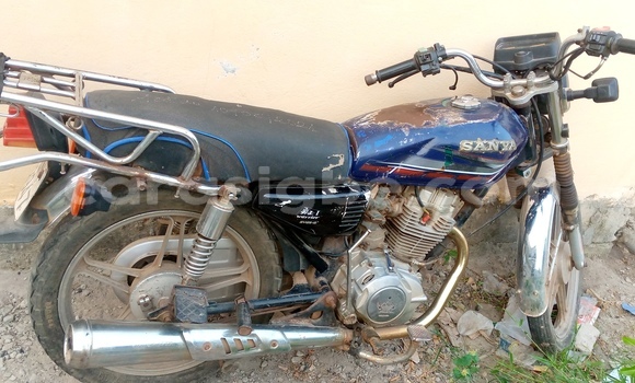 Acheter Occasion Moto Sanya SY125 Bleu à Lomé, Maritime Acheter Occasion Moto Sanya SY125 Bleu à Lomé, Maritime