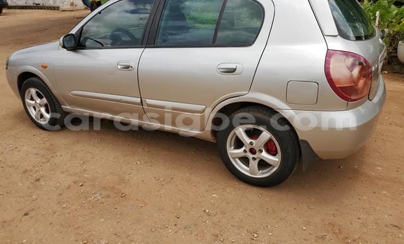 Acheter Occasion Voiture Nissan Almera Gris à Lomé, Togo Acheter Occasion Voiture Nissan Almera Gris à Lomé, Togo