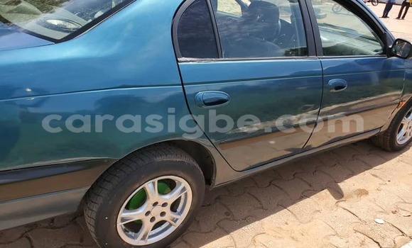 Acheter Occasion Voiture Toyota Avensis Bleu à Lomé, Togo Acheter Occasion Voiture Toyota Avensis Bleu à Lomé, Togo