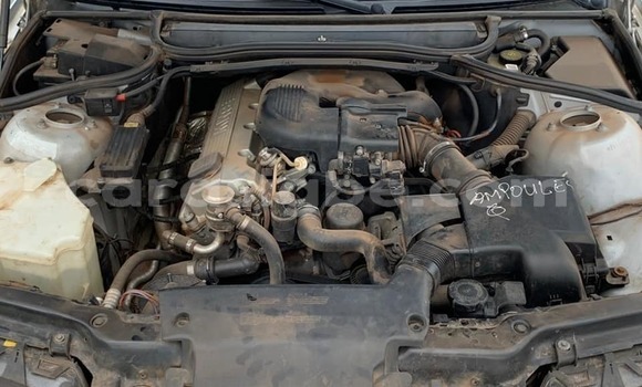 Acheter Occasion Voiture BMW 3–Series Gris à Lomé, Togo Acheter Occasion Voiture BMW 3–Series Gris à Lomé, Togo