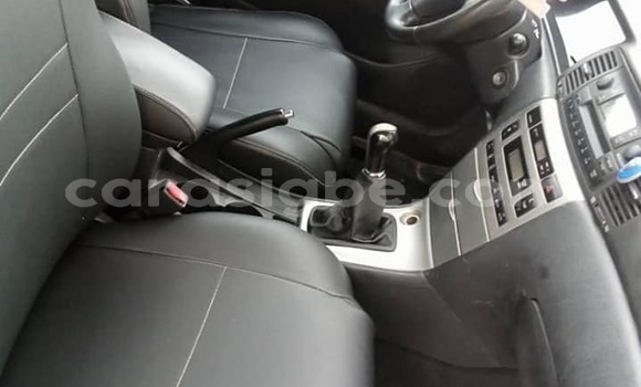 Acheter Occasion Voiture Toyota Corolla Gris à Lomé, Togo Acheter Occasion Voiture Toyota Corolla Gris à Lomé, Togo