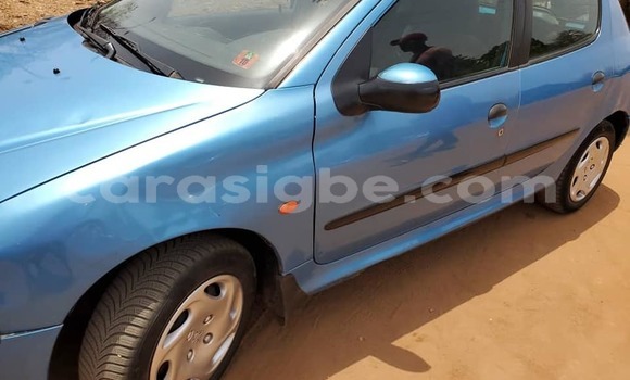 Acheter Occasion Voiture Peugeot 206 Bleu à Lomé, Togo Acheter Occasion Voiture Peugeot 206 Bleu à Lomé, Togo