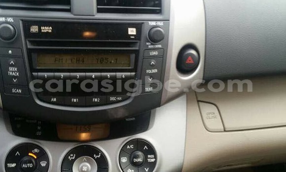 Buy Used Toyota RAV4 Red Car in Lome in Togo Buy Used Toyota RAV4 Red Car in Lome in Togo
