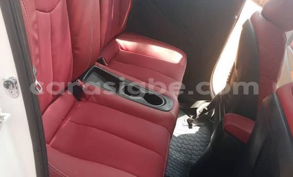 Acheter Occasion Voiture Hyundai Veloster Blanc à Lomé, Togo Acheter Occasion Voiture Hyundai Veloster Blanc à Lomé, Togo