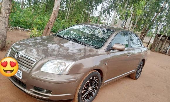 Acheter Occasion Voiture Toyota Avensis Marron à Lomé, Togo Acheter Occasion Voiture Toyota Avensis Marron à Lomé, Togo