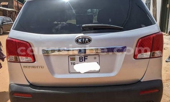 Acheter Occasion Voiture Kia Sorento Gris à Lomé, Togo Acheter Occasion Voiture Kia Sorento Gris à Lomé, Togo