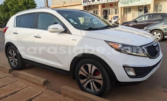 Acheter Occasion Voiture Kia Sportage Blanc à Lomé, Togo Acheter Occasion Voiture Kia Sportage Blanc à Lomé, Togo