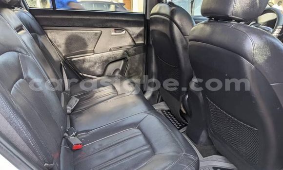 Acheter Occasion Voiture Kia Sportage Blanc à Lomé, Togo Acheter Occasion Voiture Kia Sportage Blanc à Lomé, Togo