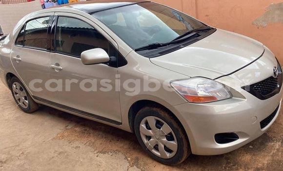 Acheter Occasion Voiture Toyota Yaris Beige à Lomé, Togo Acheter Occasion Voiture Toyota Yaris Beige à Lomé, Togo