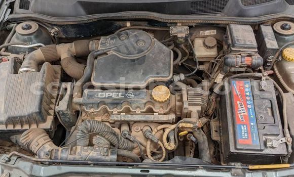 Acheter Occasion Voiture Opel Astra Vert à Lomé, Togo Acheter Occasion Voiture Opel Astra Vert à Lomé, Togo